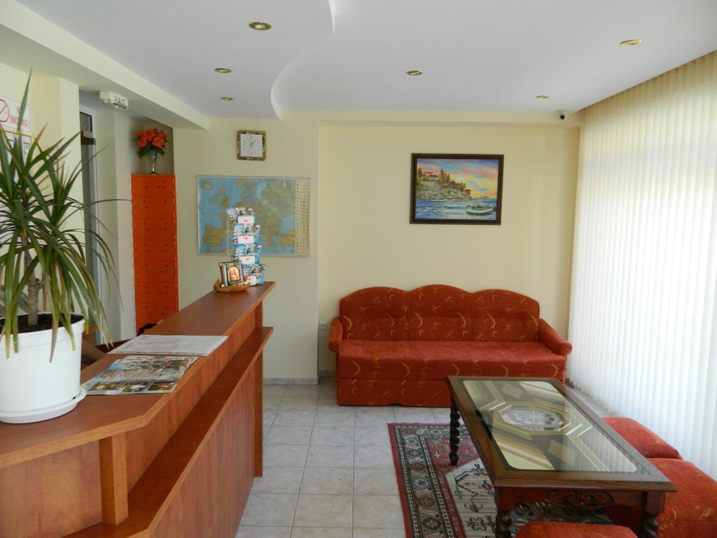 Family Hotel Andreev Nessebar Extérieur photo